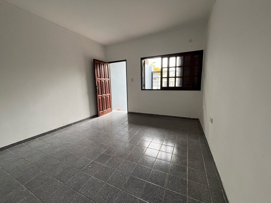 DUPLEX EN ALQUILER DOS DORMIS Y PATIO. NUX Y CATAMARCA