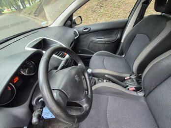 207 Feline 85.000 kms. Impecable