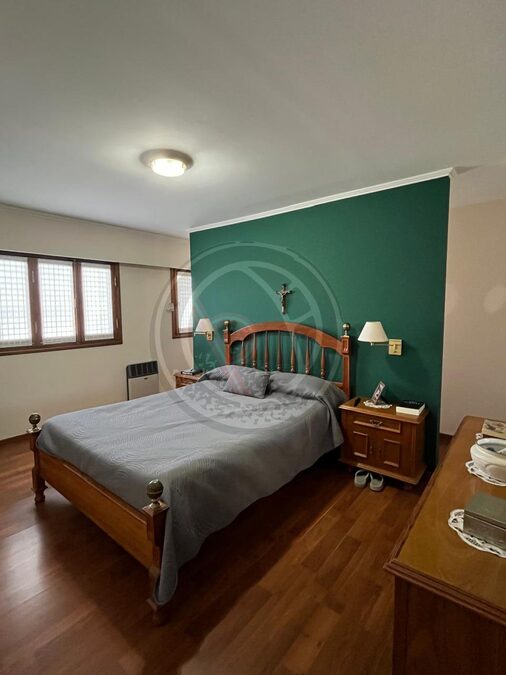 VENTA ¡IMPECABLE PROPIEDAD! ¡Múltiples posibilidades!