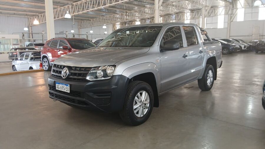 AMAROK TRENDLINE CD 2.0 TDI MT 4X4 140CV - AÑO 2024 - 61.994KM