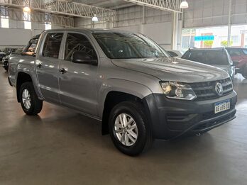 AMAROK TRENDLINE CD 2.0 TDI MT 4X4 140CV - AÑO 2024 - 61.994KM