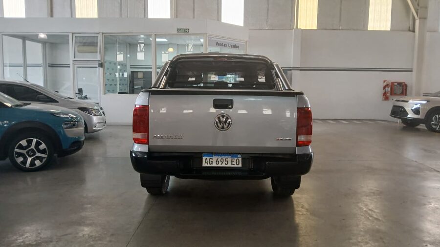 AMAROK TRENDLINE CD 2.0 TDI MT 4X4 140CV - AÑO 2024 - 61.994KM