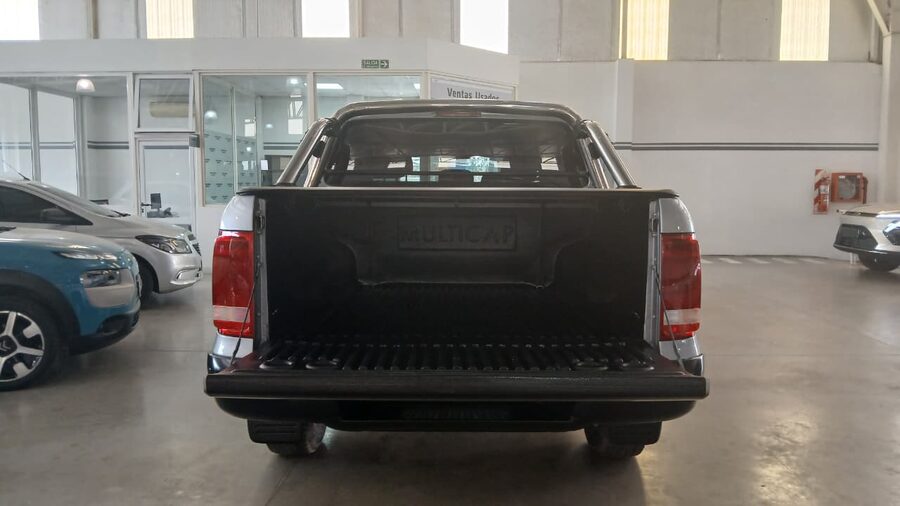 AMAROK TRENDLINE CD 2.0 TDI MT 4X4 140CV - AÑO 2024 - 61.994KM