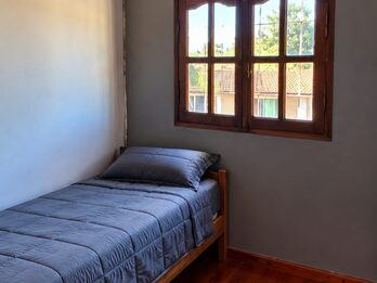 VENTA CASA 2 DORM CON COCHERA, PATIO CON PILETA Y QUINCHO - VILLA SEGUÍ Y GARRIGÓ