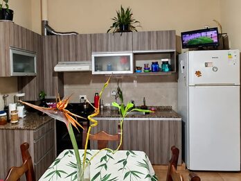 VENTA CASA 2 DORM CON COCHERA, PATIO CON PILETA Y QUINCHO - VILLA SEGUÍ Y GARRIGÓ