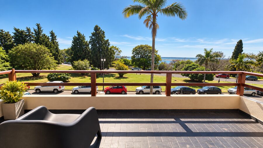 CASA PH | 5 AMBIENTES | VISTA AL RÍO | JARDÍN | PARRILLA | PARQUE URQUIZA