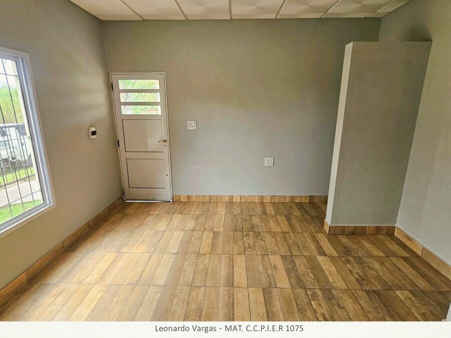 CASA EN ALQUILER en Colonia Ensayo: DISPONIBLE de 2 Dormitorios con PATIO y COCHERA a 100 Metros de Ruta 11