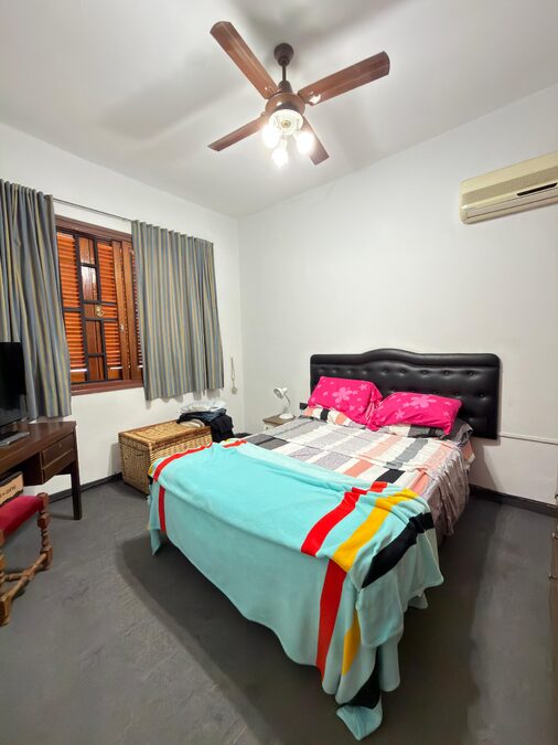 IMPORTANTE CASA EN VENTA - ALEM Y 9 DE JULIO