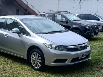 Honda Civic LSX 1.8   /   2013