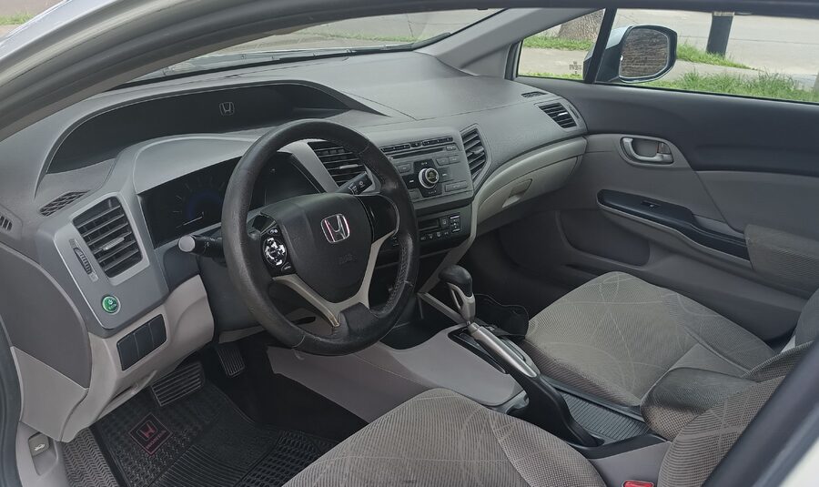 Honda Civic LSX 1.8   /   2013