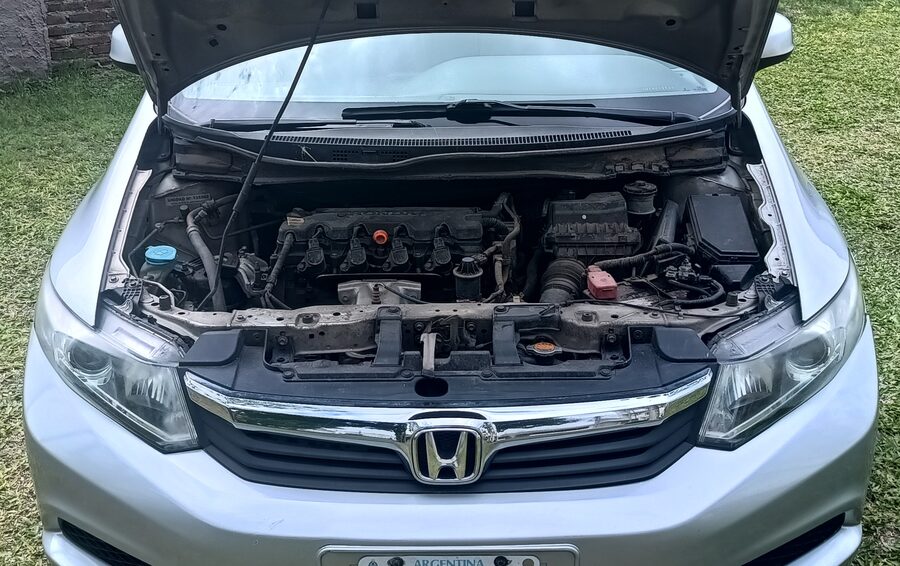 Honda Civic LSX 1.8   /   2013