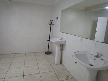VENDO IMPORTANTE LOCAL COMERCIAL/OFICINA CENTRICO 869M2
