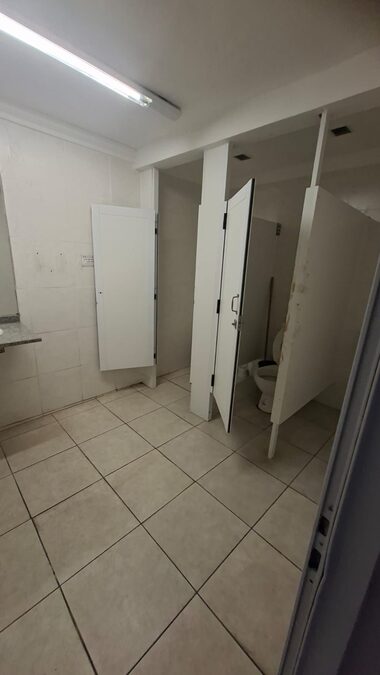 VENDO IMPORTANTE LOCAL COMERCIAL/OFICINA CENTRICO 869M2