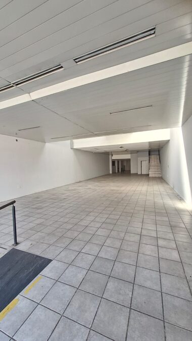 VENDO OFICINA/LOCAL EN ZONA CENTRO DE 869M2