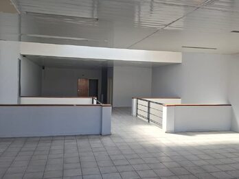 VENDO OFICINA/LOCAL EN ZONA CENTRO DE 869M2