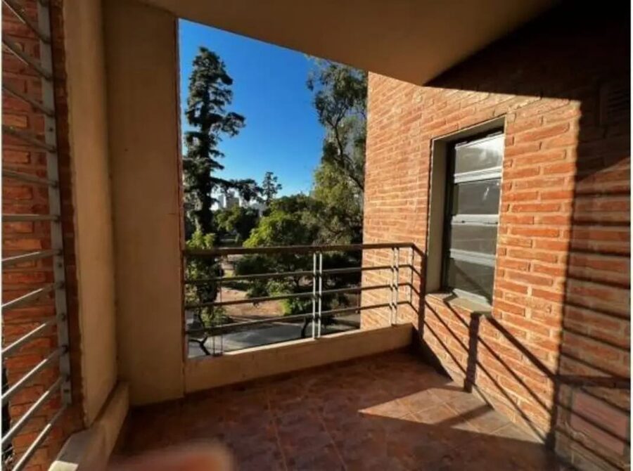 VENDO DEPARTAMENTO DE  UN DORMITORIO CON VISTA A LA PLAZA CONSTITUYENTE