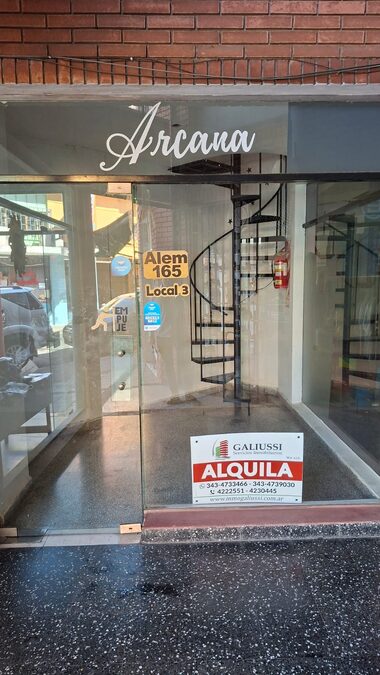 ALQUILO LOCAL COMERCIAL CENTRICO