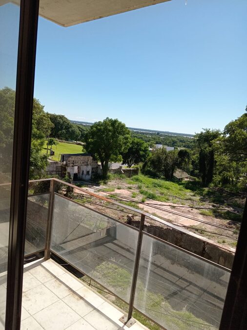 ALQUILO MODERNO  DEPARTAMENTO  EN ZONA PARQUE  DE UN DORMITORIO