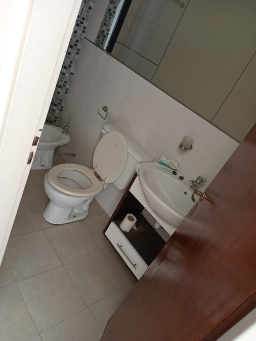 ALQUILO MODERNO  DEPARTAMENTO  EN ZONA PARQUE  DE UN DORMITORIO