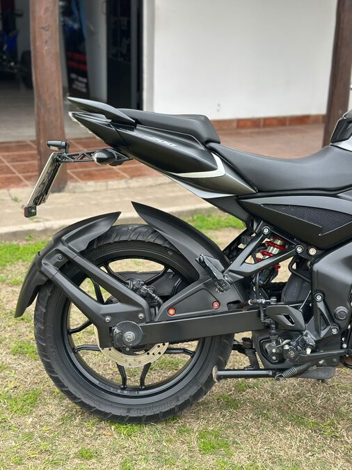 Bajaj NS 200