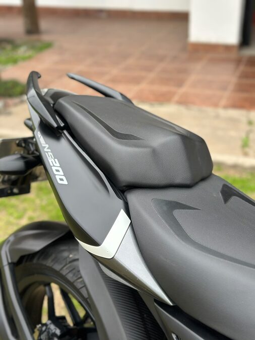 Bajaj NS 200