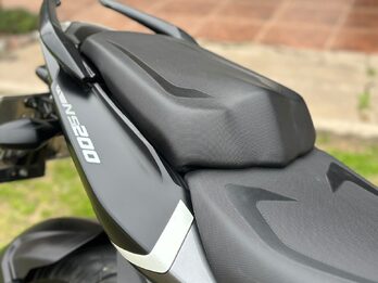 Bajaj NS 200