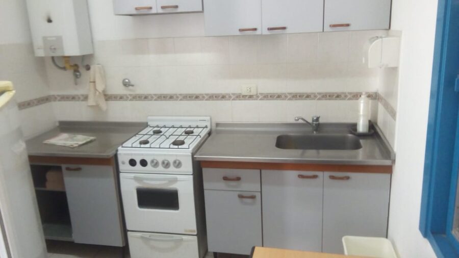 ALQUILO CASA CENTRICA PARA USO COMERCIAL