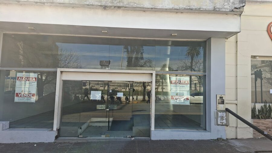 ALQUILO IMPORTANTE OFICINA CENTRICA DE 869M2