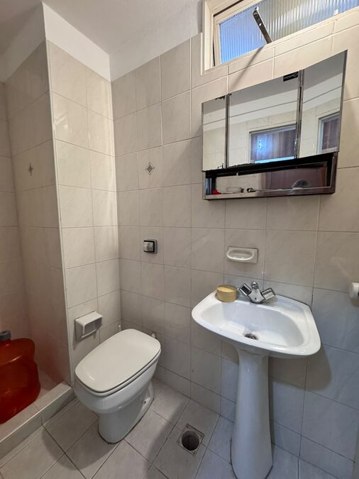SEMIPISO VENTA CALLE URQUIZA