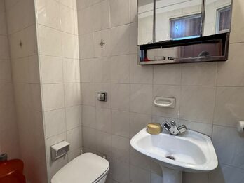 SEMIPISO VENTA CALLE URQUIZA