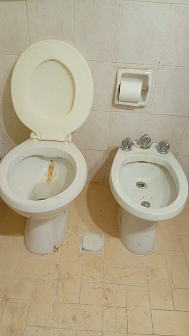 bajomesada cocina mas bidet e inodoro y pileta baño y pileta lavadero