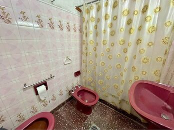 VENDO CASA EN CALLE LA RIOJA