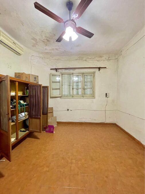 VENDO CASA EN CALLE LA RIOJA
