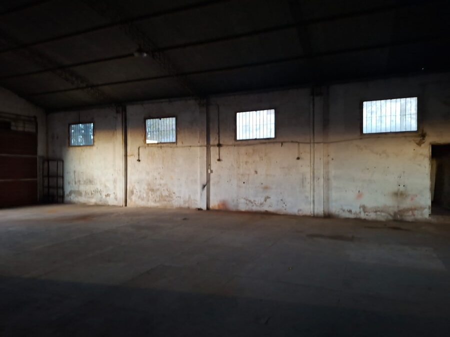 VENDO GALPON+LOCAL  EN ZONA ALMAFUERTE Y FAUSTINO PARERA