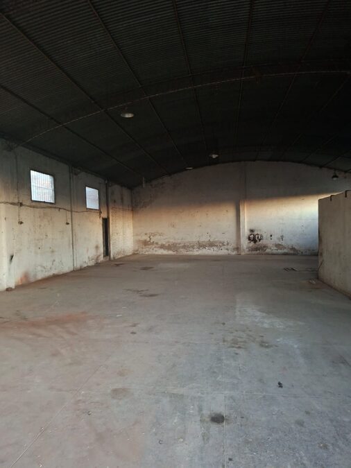 VENDO GALPON+LOCAL  EN ZONA ALMAFUERTE Y FAUSTINO PARERA