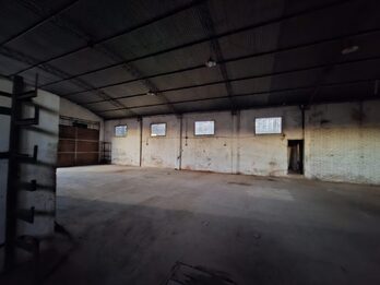 VENDO GALPON+LOCAL  EN ZONA ALMAFUERTE Y FAUSTINO PARERA