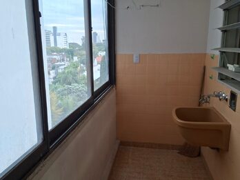 VENDO DEPARTAMENTO EN PLENO PARQUE URQUIZA CON EXCELENTE VISTA