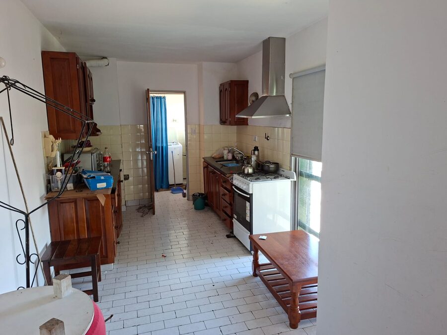 VENDO O PERMUTO  AMPLIO DEPARTAMENTO CENTRICO