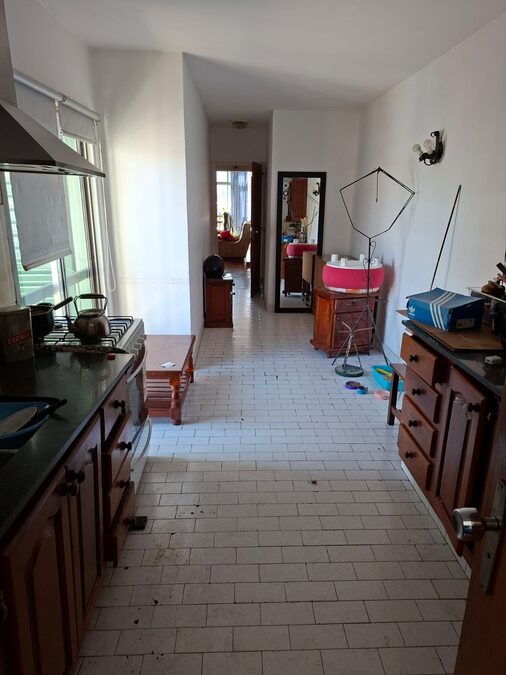 VENDO O PERMUTO  AMPLIO DEPARTAMENTO CENTRICO
