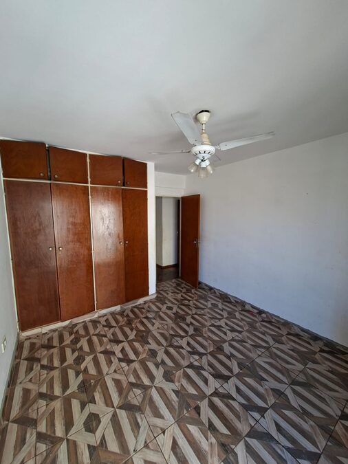 VENDO O PERMUTO  AMPLIO DEPARTAMENTO CENTRICO