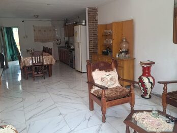 VENDO MUY LINDA CASA EN CALLE MIGUEL DAVID A UNAS CUADRAS DE ZANNI