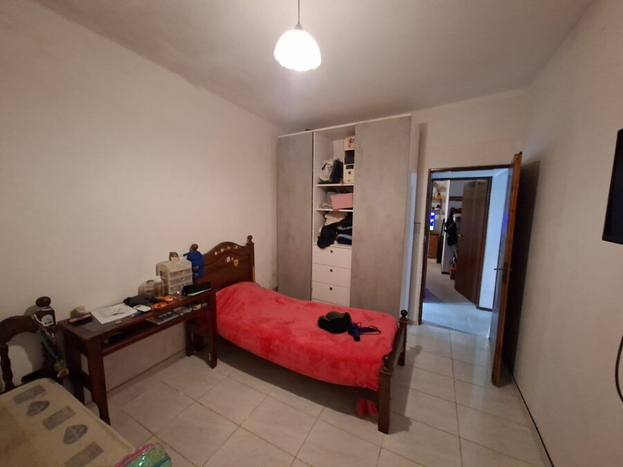 VENDO O PERMUTO CASA EN ZONA PARQUE URQUIZA