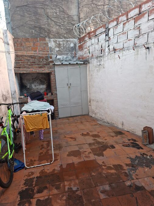 VENDO O PERMUTO CASA EN ZONA PARQUE URQUIZA