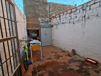 VENDO O PERMUTO CASA EN ZONA PARQUE URQUIZA