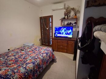 VENDO O PERMUTO CASA EN ZONA PARQUE URQUIZA