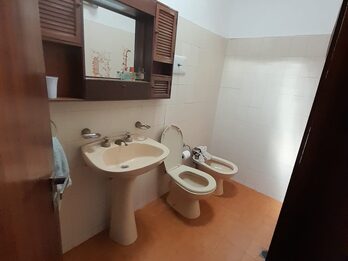 VENDO CASA EN ZONA PARQUE URQUIZA
