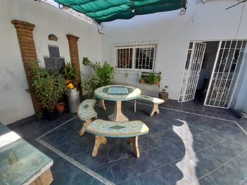 VENDO CASA EN ZONA PARQUE URQUIZA