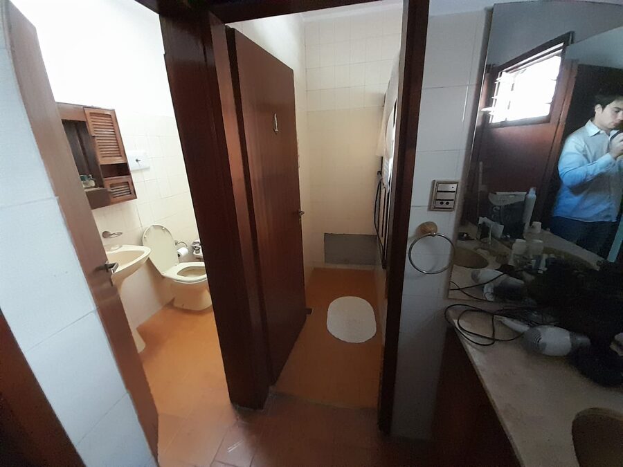VENDO CASA EN ZONA PARQUE URQUIZA