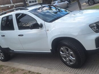 DUEÑA VENDE EXCELENTE PICK UP OROCH 27.900KM REALES AÑO: 2023