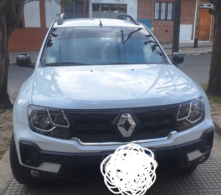 DUEÑA VENDE EXCELENTE PICK UP OROCH 27.900KM REALES AÑO: 2023
